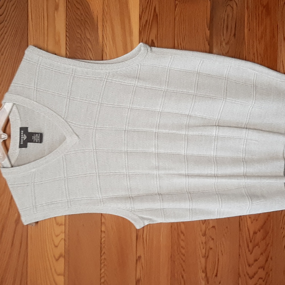 Dockers Casual Vest Creamish Color (Medium)